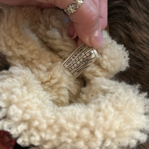 UGG Chestnut Boots Bailey Buttons Girls 9 - Picture 7 of 7